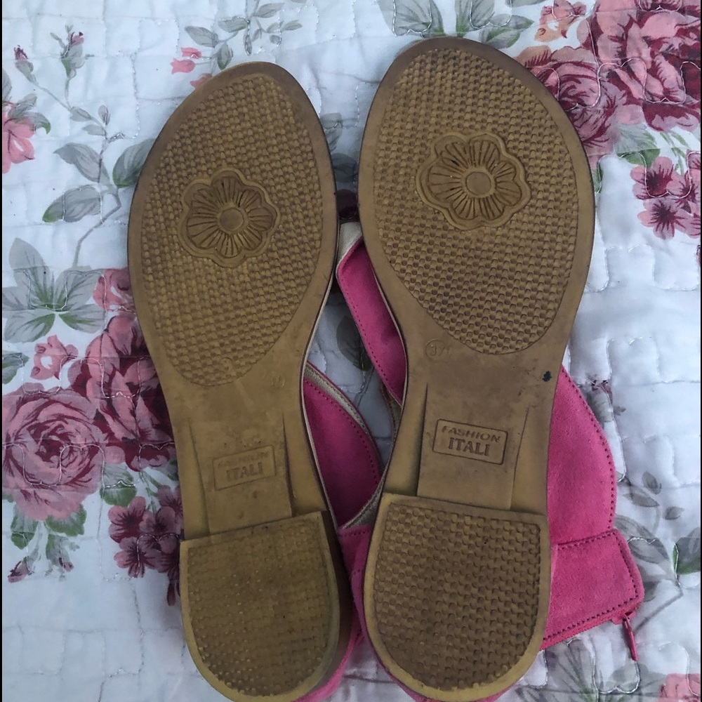 Sandals - Picture 2 of 2
